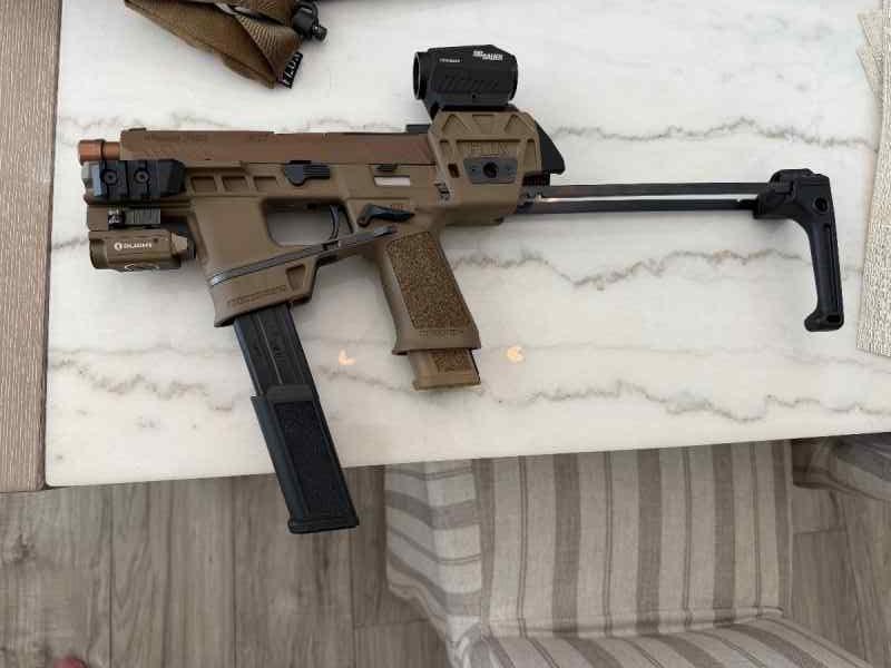 Flux Raider M17 with extra’s for trade only.