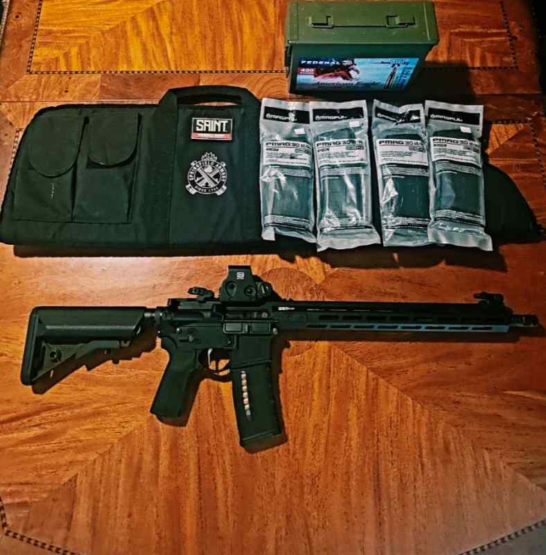Saint Victor 5.56 AR-15 Rifle (B5 Furniture)