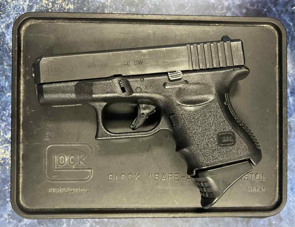 Glock 27 .40 Sub Compact Pistol 
